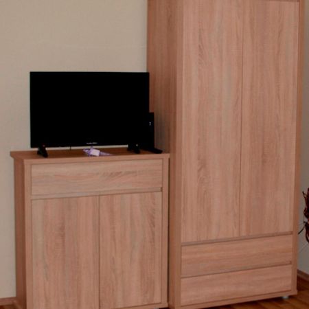 Levendula Apartman Appartement Szekszárd Buitenkant foto
